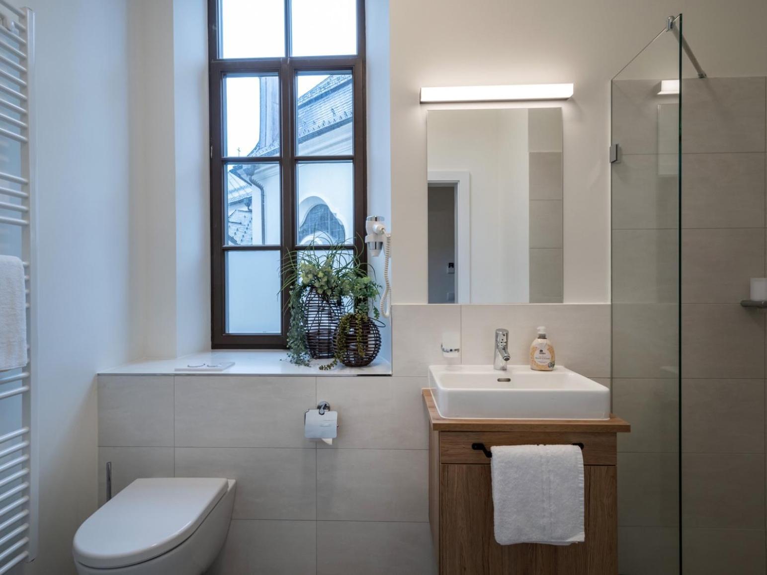 Kirchenwirt Woergl Hotel Ngoại thất bức ảnh